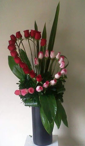 Florist «Westbury Florist Inc», reviews and photos, 53 Post Ave, Westbury, NY 11590, USA