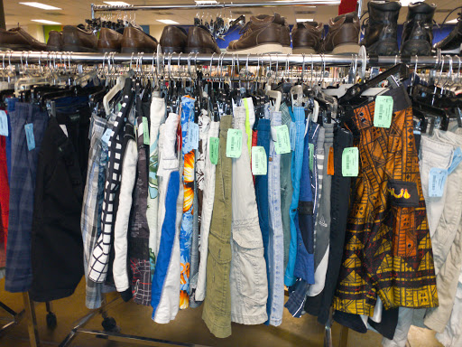 Thrift Store «Southern Oregon Goodwill Retail Store», reviews and photos
