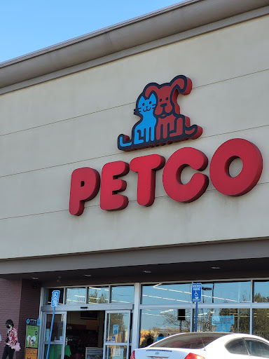 Pet Supply Store «Petco Animal Supplies», reviews and photos, 5151 Gosford Rd, Bakersfield, CA 93313, USA