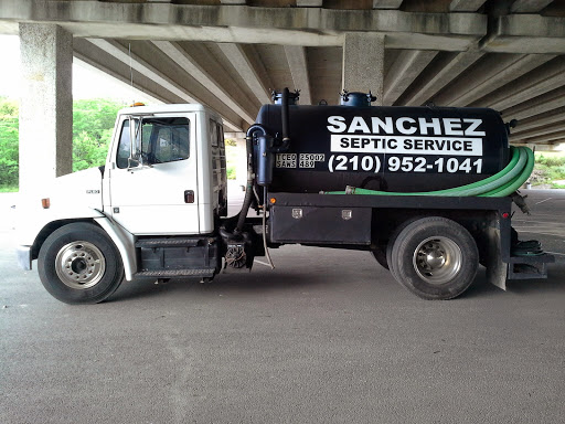 Sanchez septic services in Elmendorf, Texas