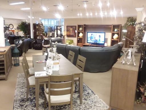 Furniture Store «Furniture Fair», reviews and photos, 3710 Alexandria Pike, Cold Spring, KY 41076, USA