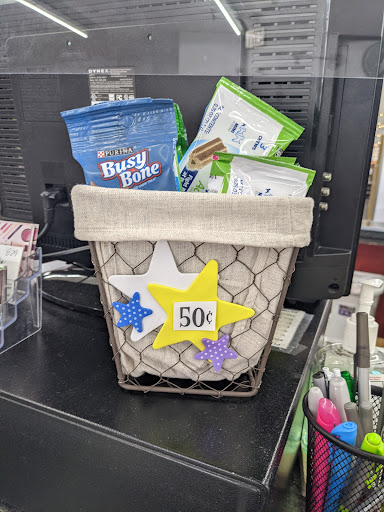 Outlet Mall «Finders Keepers Traders Outlet Mall», reviews and photos, 740-784 Chelsa Dr, Madisonville, KY 42431, USA