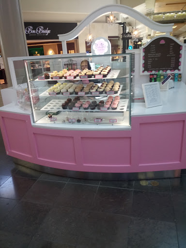 Shopping Mall «Alderwood Mall», reviews and photos, 3000 184th St SW, Lynnwood, WA 98037, USA