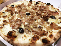 Plats et boissons du Pizzeria Trendy pizza à Allauch - n°1