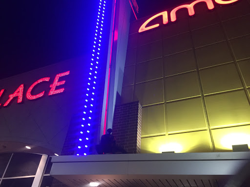 Movie Theater «AMC Classic Galewood Crossings 14», reviews and photos, 5530 W Homer St, Chicago, IL 60639, USA