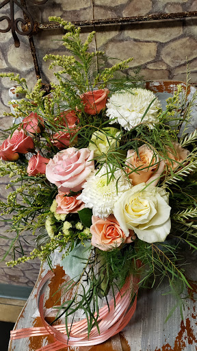 Florist «Carrolls Florist of Beverly», reviews and photos, 385 Cabot St, Beverly, MA 01915, USA