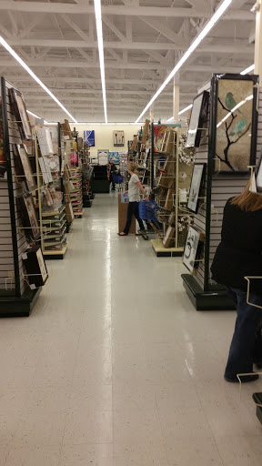 Craft Store «Hobby Lobby», reviews and photos, 3925 Dodge St, Dubuque, IA 52003, USA