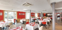 Atmosphère du Restaurant français Restaurant Rouge et Blanc à Romanèche-Thorins - n°1
