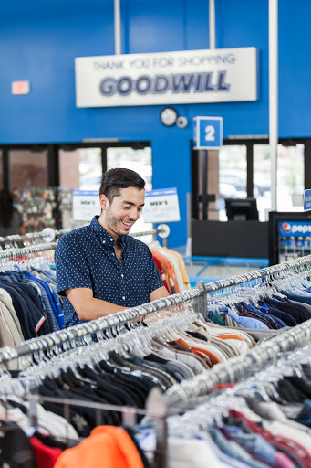 Clothing Store «Iron Springs Goodwill Retail Store & Donation Center», reviews and photos