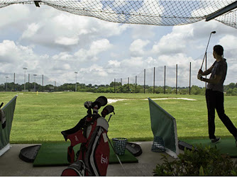 Tee's Golf Center