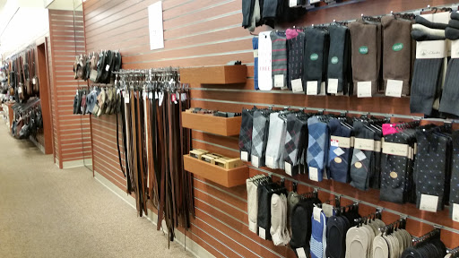 Shoe Store «Clarks Bostonian Outlet», reviews and photos, 30 Center Square, Hanover, PA 17331, USA