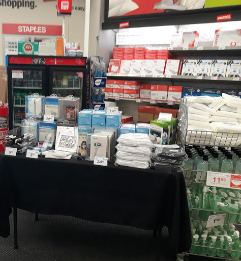 Office Supply Store «Staples», reviews and photos, 6767 S Vine St, Centennial, CO 80122, USA