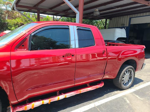 Auto Body Shop «Maaco Collision Repair & Auto Painting», reviews and photos, 5409 Anderson Rd, Tampa, FL 33614, USA