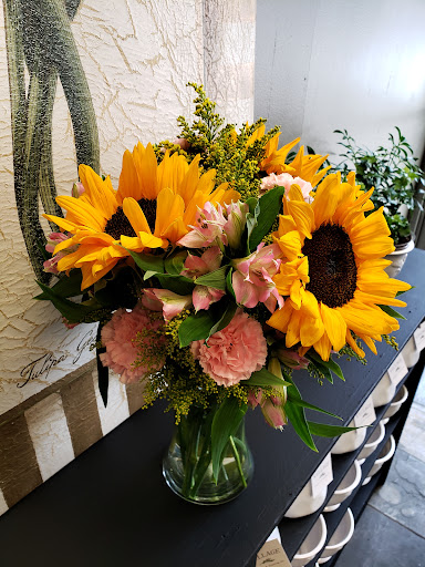 Florist «Village Florist», reviews and photos, 49 Main St, Toms River, NJ 08753, USA