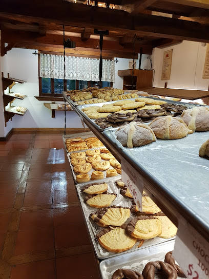 Panadería y Pastelería Geo