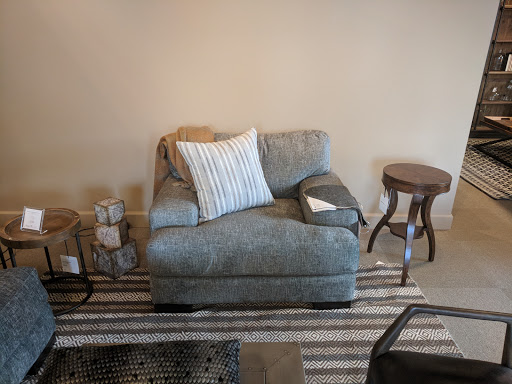 Furniture Store «Bassett Home Furnishings», reviews and photos, 5951 S 180th St, Tukwila, WA 98188, USA