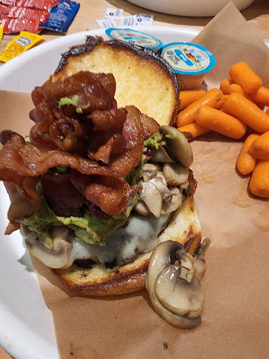 Shopping Mall «Park Place 2 Shopping Center», reviews and photos, 4690 Natomas Blvd, Sacramento, CA 95835, USA