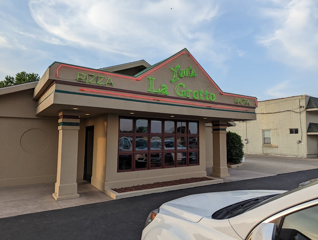 Lou’s LaGrotto 61354