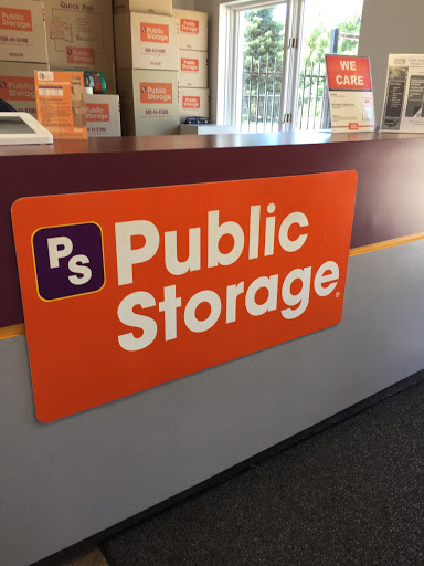 Self-Storage Facility «Public Storage», reviews and photos, 143 E Lake Cook Rd, Palatine, IL 60074, USA