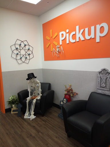 Discount Store «Walmart», reviews and photos, 19191 N Kelsey Street, Monroe, WA 98272, USA