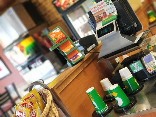 Restaurant «SUBWAY®Restaurants», reviews and photos, 1325 Capital Ave NE, Battle Creek, MI 49017, USA