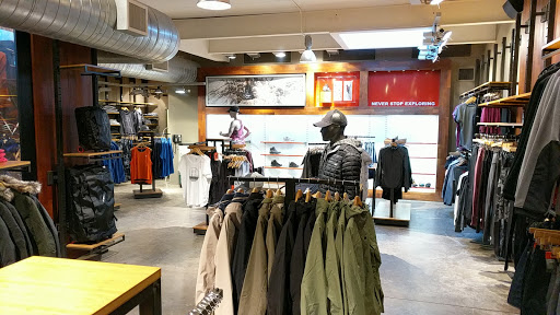 Clothing Store «The North Face», reviews and photos, 799 Grand Ave, St Paul, MN 55105, USA