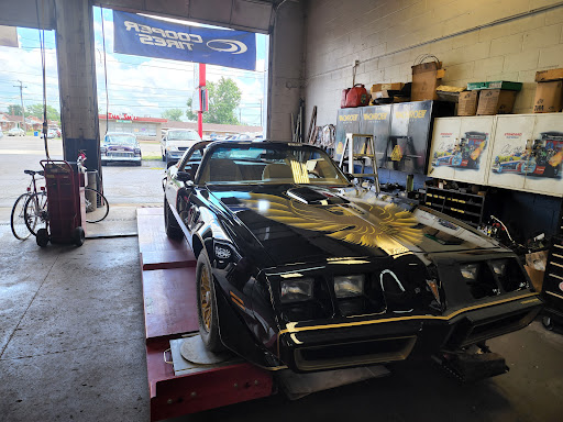 Auto Repair Shop «Independence Auto Repair», reviews and photos, 28775 Van Dyke, Warren, MI 48093, USA