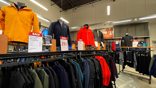 Camping Store «REI», reviews and photos, 6424 Sawmill Rd, Columbus, OH 43235, USA