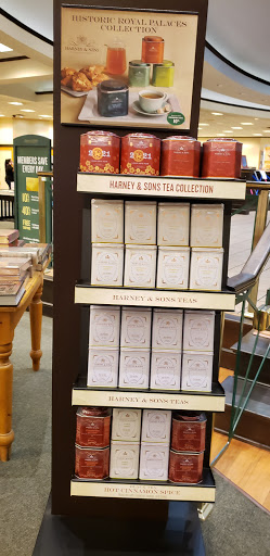 Book Store «Barnes & Noble», reviews and photos, 7685 W Bell Rd, Peoria, AZ 85382, USA