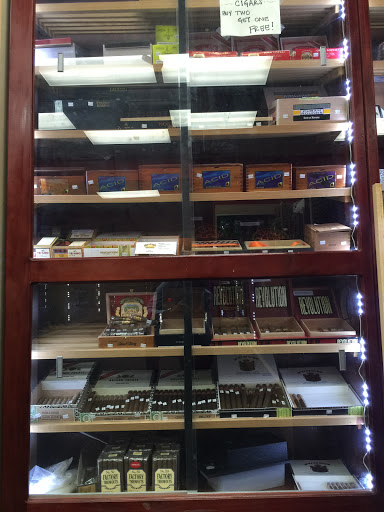 Tobacco Shop «Smokey Mountain», reviews and photos, 9842 Old Baymeadows Rd, Jacksonville, FL 32256, USA