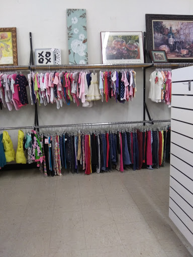 Thrift Store «Sunshine Thrift Store», reviews and photos, 4304 S Dale Mabry Hwy, Tampa, FL 33611, USA