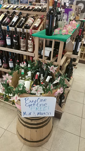 Liquor Store «Valencia Liquor & Wine Shop», reviews and photos, 1231 E Main St, Meriden, CT 06450, USA