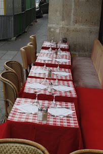 Atmosphère du Restaurant français Bistrot 65 à Paris - n°16