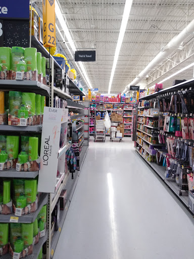 Shopping Mall «Town & Country Shopping Center», reviews and photos, 2615 N Kansas Expy, Springfield, MO 65803, USA