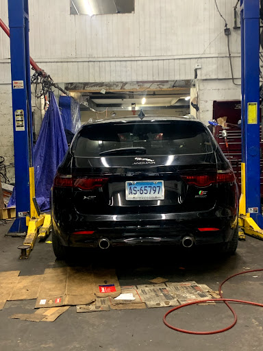 Tire Shop «Awais Auto Repair & Tire Shop», reviews and photos, 168 Centre St, Brooklyn, NY 11231, USA