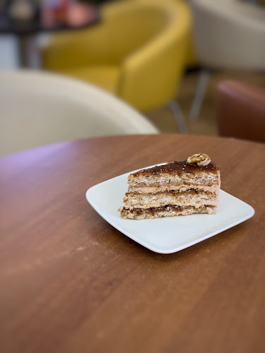 Comentarii opinii despre COFFEINE STORE & CO