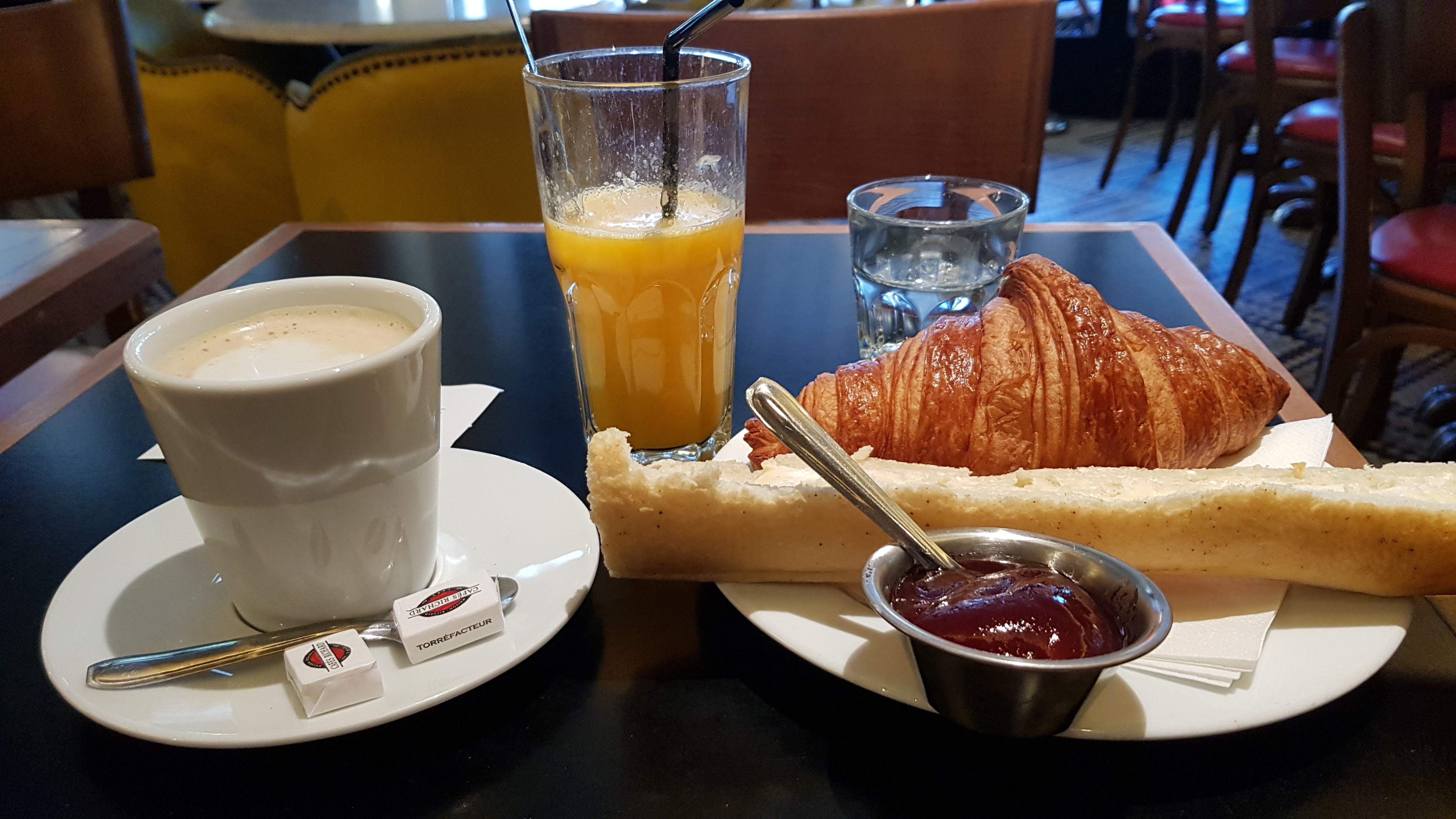 Photo n° 1 de l'avis de j'. fait le 12/05/2019 à 06:50