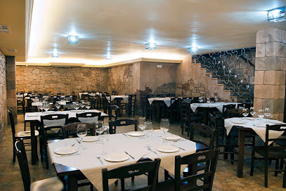 La Otra Dorada Restaurante El Puerto de Santa Mar� - C. Carmen Valenzuela, 5, 11500 El Puerto de Sta María, Cádiz, Spain