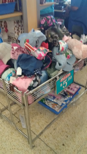 Discount Store «Fallas Paredes Discount Stores», reviews and photos, 956 Sepulveda Blvd, Harbor City, CA 90710, USA