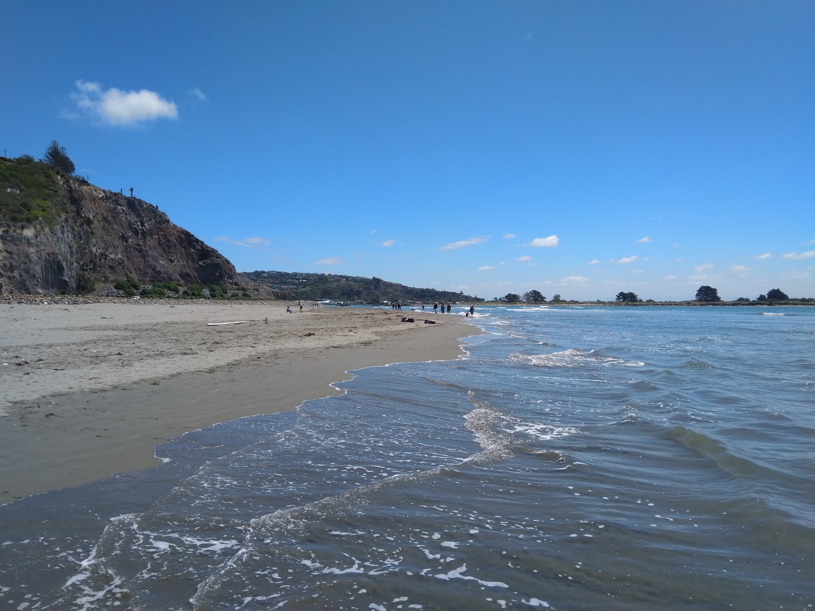 Foto de Sumner Beach con recta y larga