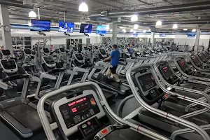 Crunch Fitness - East Norriton image