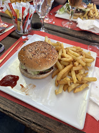 Hamburger du Café et restaurant de grillades La Guinguette de Fléac à Fléac - n°3