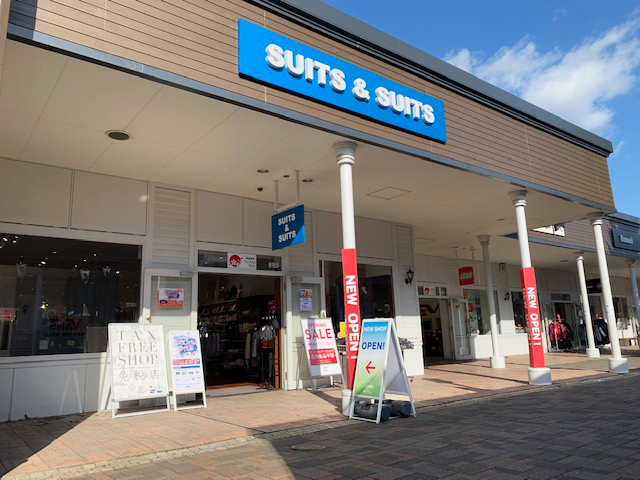 SUITS＆SUITS 千歳アウトレットモール・レラ店
