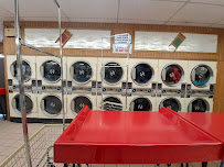 Easy Clean Coin Laundry - Photo 7 - Car repair in Chicago, IL, Chicago