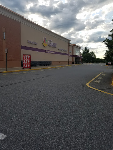 Grocery Store «Giant», reviews and photos, 5701 Plank Rd, Fredericksburg, VA 22407, USA