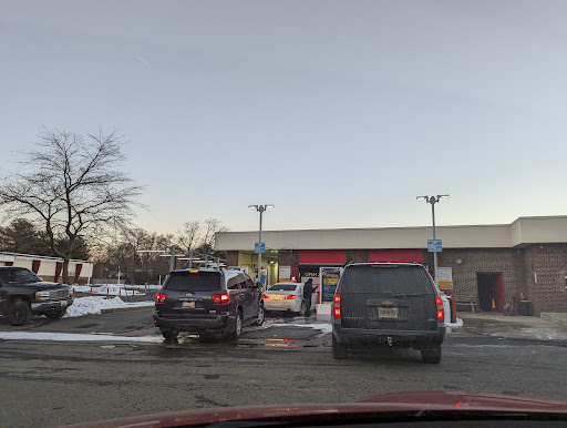 Roy’s Malcolm Road Car Wash en Clinton