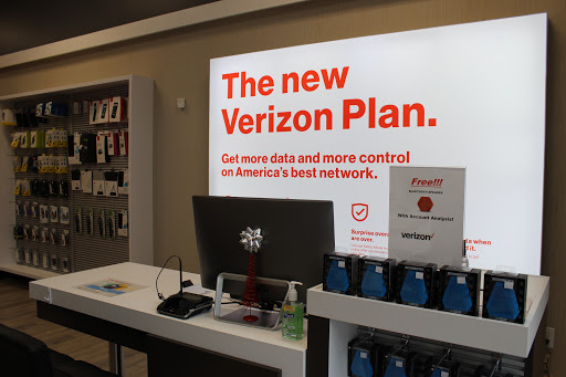 Cell Phone Store «Verizon Wireless and FiOS Retailer- Im Wireless - North Andover», reviews and photos, 435 Winthrop Ave, Lawrence, MA 01843, USA