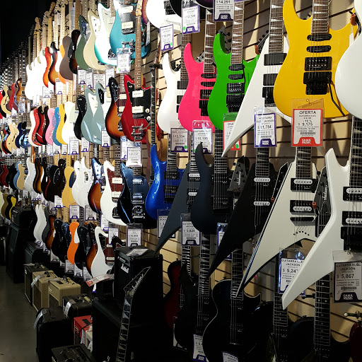 Guitar shops in Monterrey