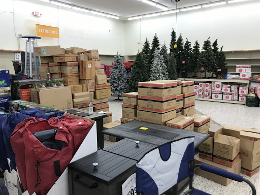 Discount Store «Big Lots», reviews and photos, 21082 Beach Blvd, Huntington Beach, CA 92648, USA