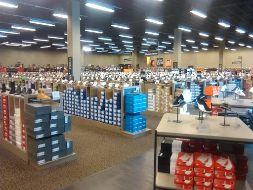 Shoe Store «DSW Designer Shoe Warehouse», reviews and photos, 160 Oakway Rd #300, Eugene, OR 97401, USA